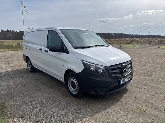 Mercedes-Benz Vito 111 13 of 25