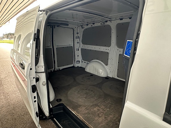 Mercedes-Benz Vito 111 25 of 25