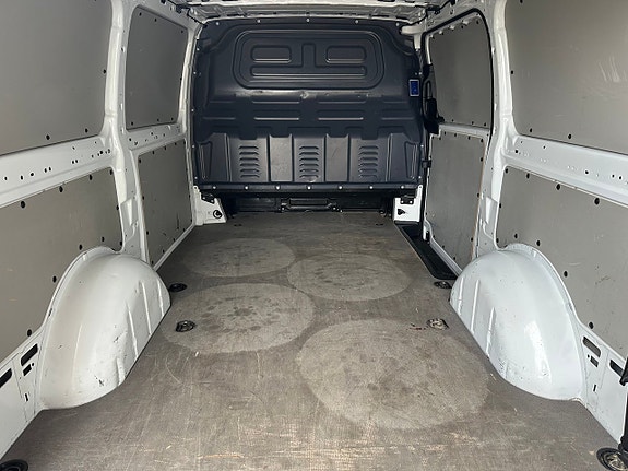 Mercedes-Benz Vito 111 23 of 25