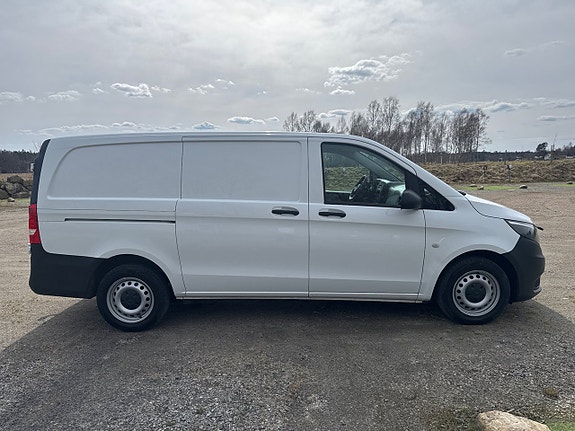 Mercedes-Benz Vito 111 15 of 25