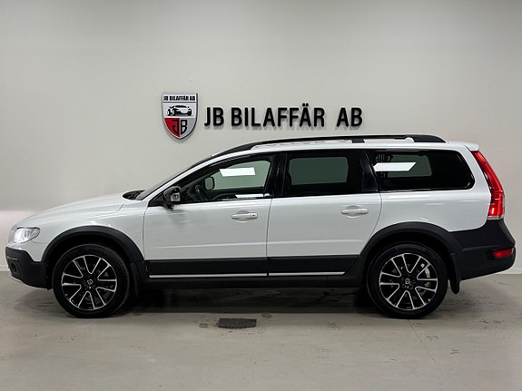 Volvo XC70 7 of 28