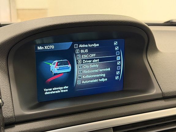 Volvo XC70 19 of 28