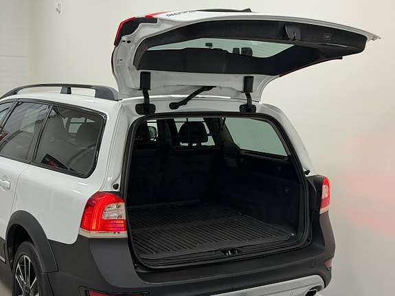 Volvo XC70 25 of 28