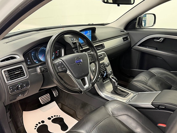 Volvo XC70 9 of 28