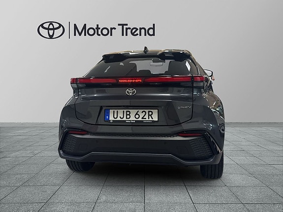 Toyota C-HR 6 of 20