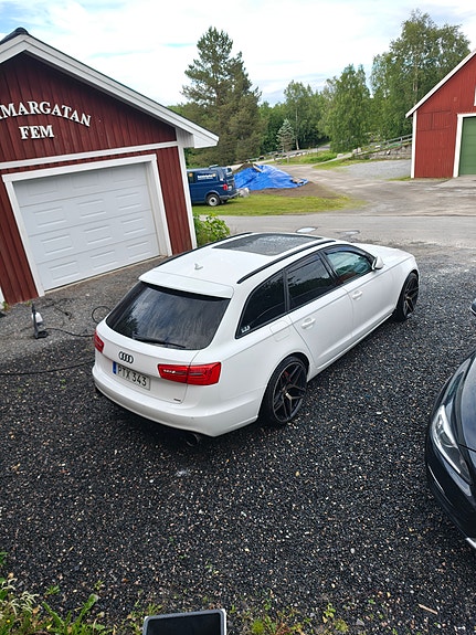 Audi A6 2 of 10