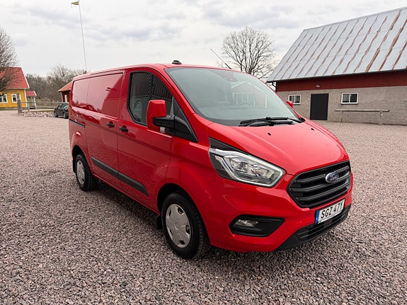 Ford Transit Custom 2 of 5