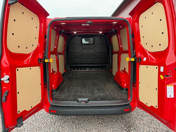 Ford Transit Custom 5 of 5