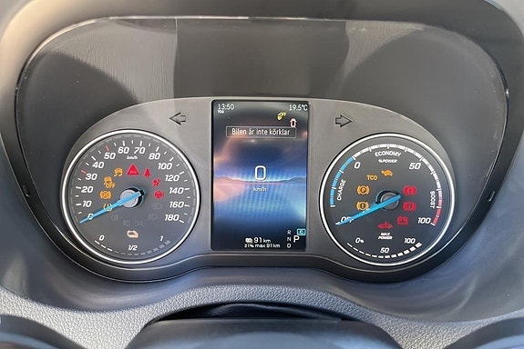 Mercedes-Benz eSprinter 420 10 of 14