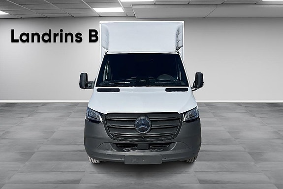 Mercedes-Benz eSprinter 420 2 of 14