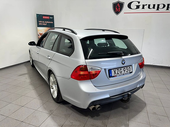 BMW 330i 10 of 20
