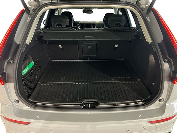 Volvo XC60 14 of 16