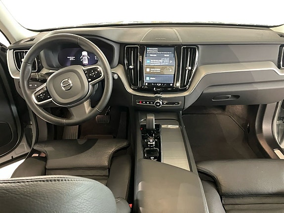 Volvo XC60 6 of 16