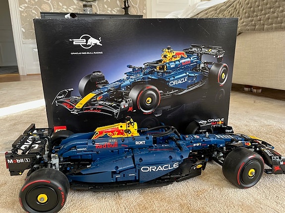 Ny! LEGO Technic - Oracle Red Bull Racing  F1-bil (42206)