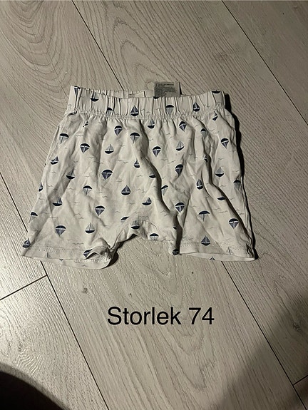 Product image 18 of 40