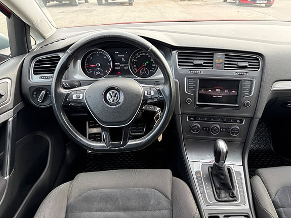 Volkswagen Golf Alltrack 8 of 14