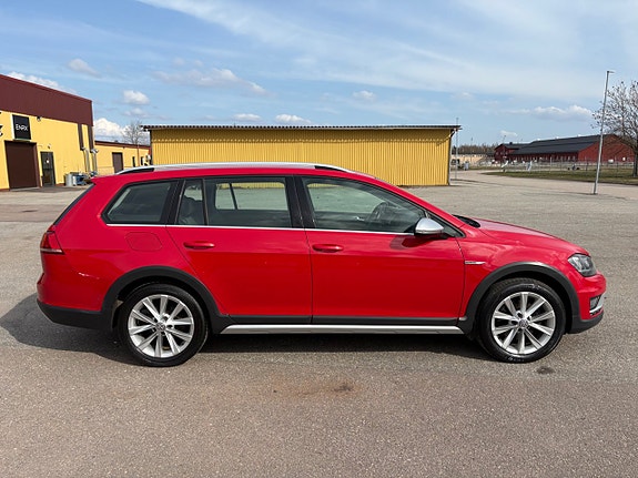 Volkswagen Golf Alltrack 4 of 14