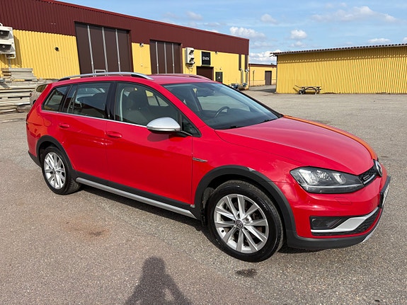 Volkswagen Golf Alltrack 5 of 14