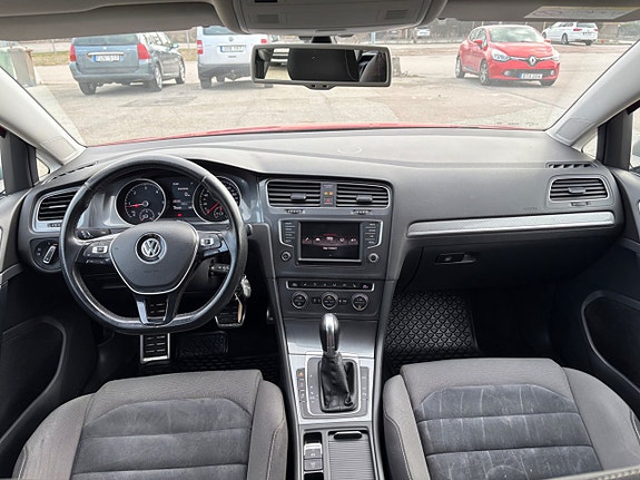 Volkswagen Golf Alltrack 7 of 14