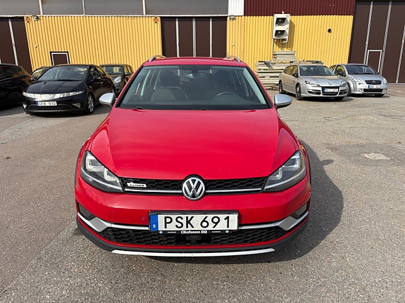 Volkswagen Golf Alltrack 6 of 14