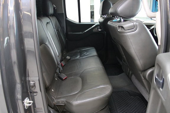 Nissan Navara 9 of 13