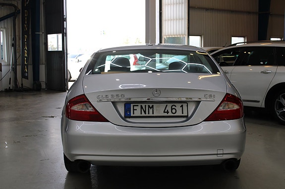 Mercedes-Benz CLS350 5 of 14