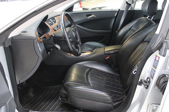 Mercedes-Benz CLS350 7 of 14