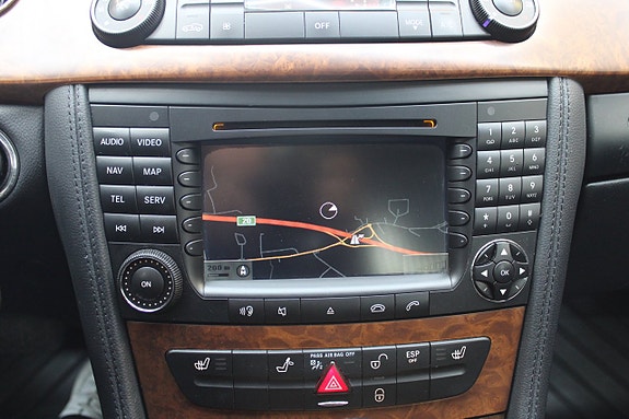 Mercedes-Benz CLS350 13 of 14