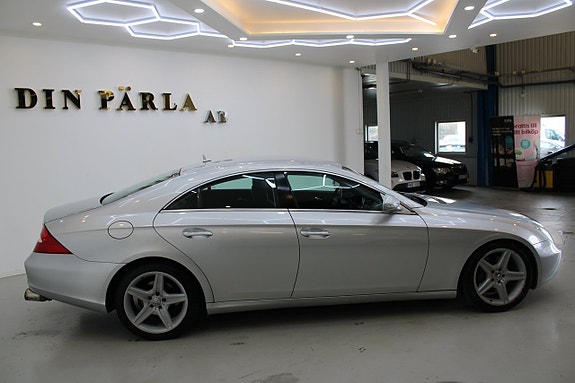 Mercedes-Benz CLS350 4 of 14