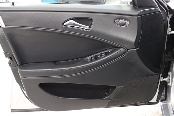 Mercedes-Benz CLS 350 5 of 15