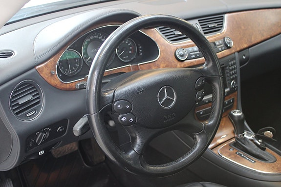 Mercedes-Benz CLS350 12 of 14