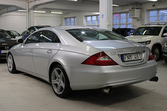 Mercedes-Benz CLS 350 13 of 15