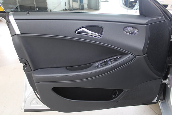 Mercedes-Benz CLS350 6 of 14
