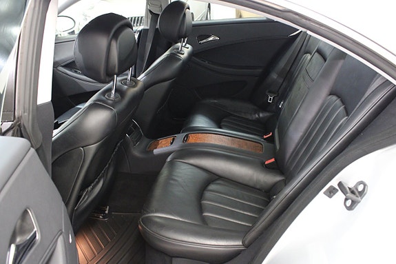 Mercedes-Benz CLS 350 7 of 15