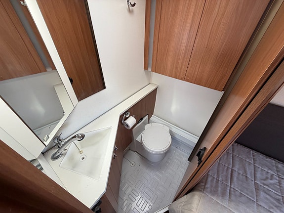 Kabe CLASSIC 470 XL KS Dubbelbädd 15 of 22