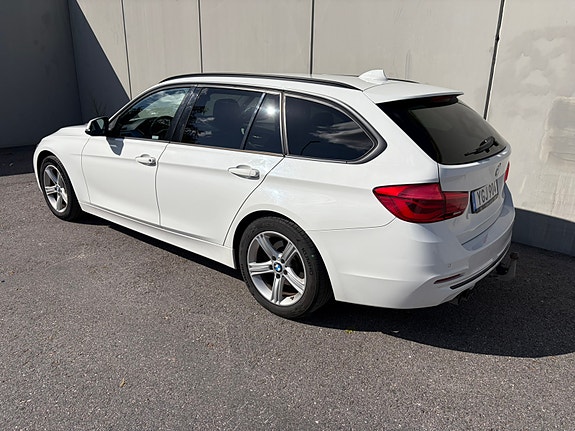 BMW 320d 6 of 6