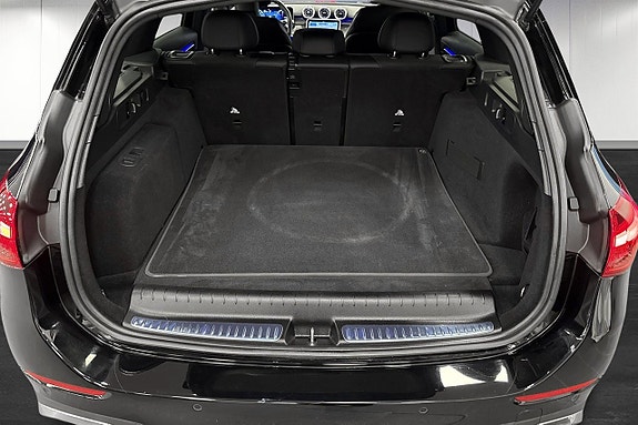Mercedes-Benz C300 de 16 of 19
