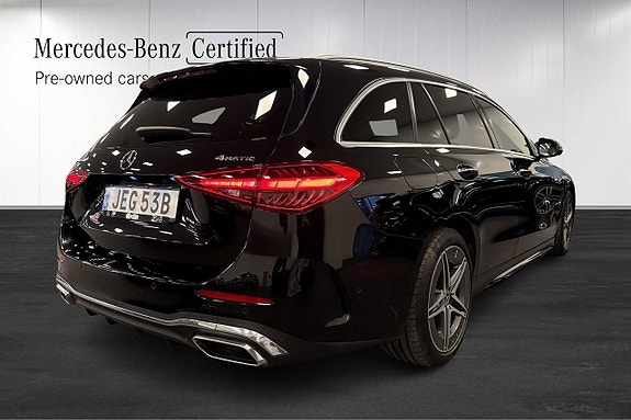 Mercedes-Benz C300 de 3 of 19
