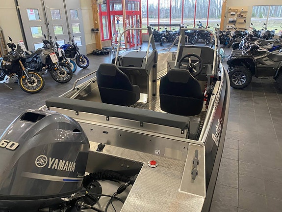 Buster LX ink Yamaha F60 Kampanj! 3 of 6