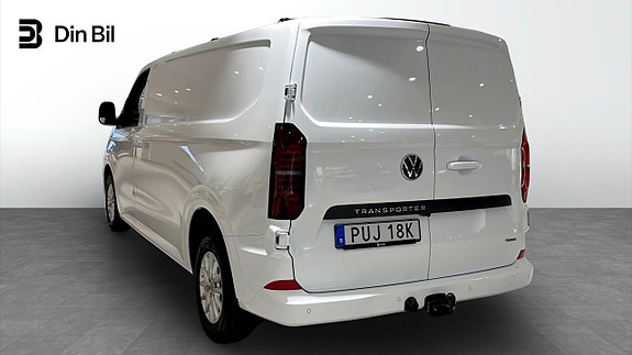 Volkswagen Transporter 3 of 5