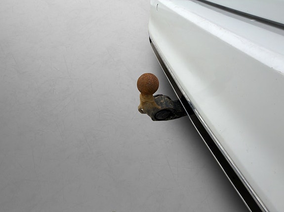 Volkswagen Passat 8 of 30