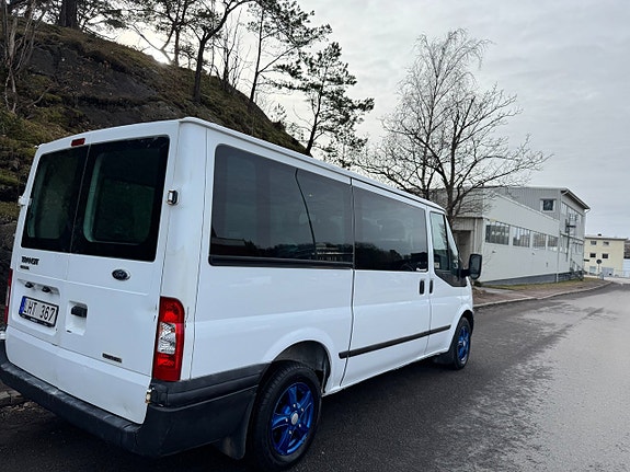 Ford Transit 3 of 5