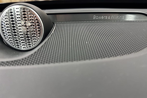 Volvo XC90 23 of 24