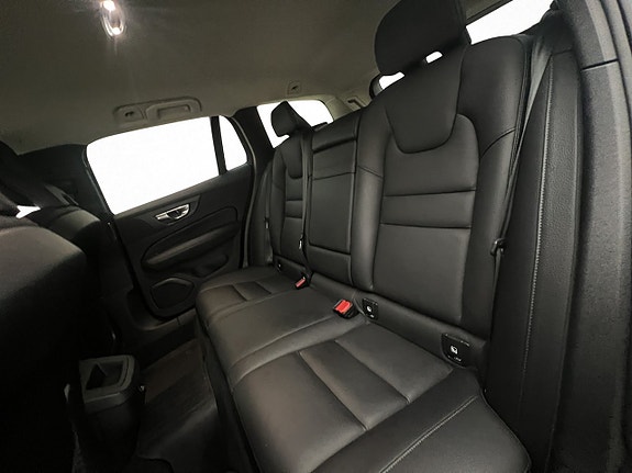 Volvo V60 28 of 30
