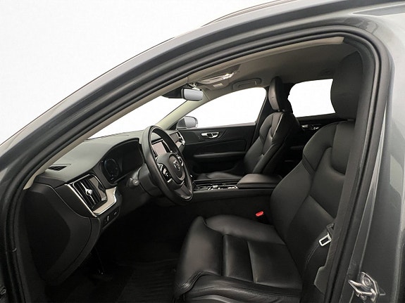 Volvo V60 12 of 30