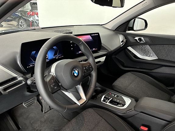 BMW 120 6 of 14