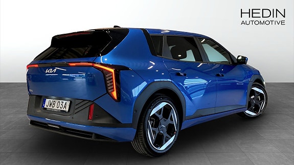 Kia EV4 2 of 17