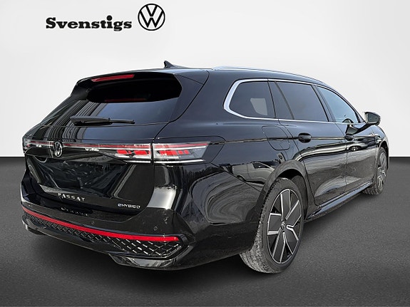 Volkswagen Passat 5 of 5