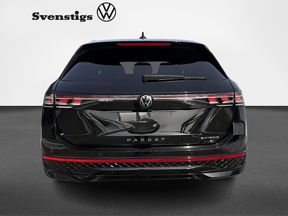Volkswagen Passat 4 of 5