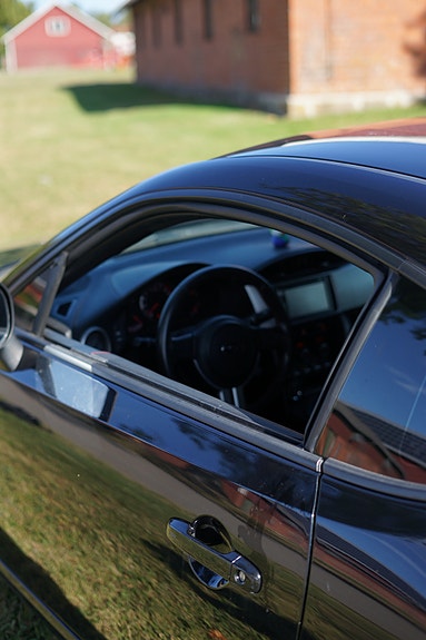 Subaru BRZ 4 of 5